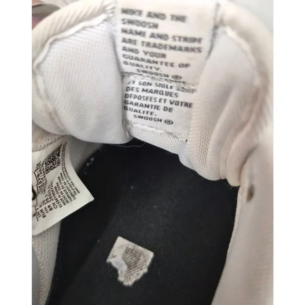 Nike Air Force Ones - Picture 5 of 8
